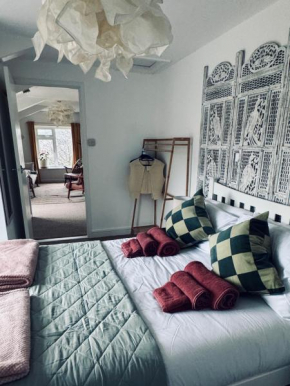 Rose Garden Maisonette